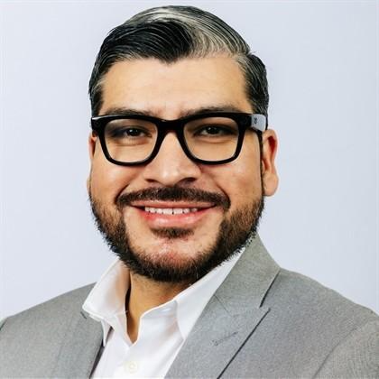 Nestor Zapata 2