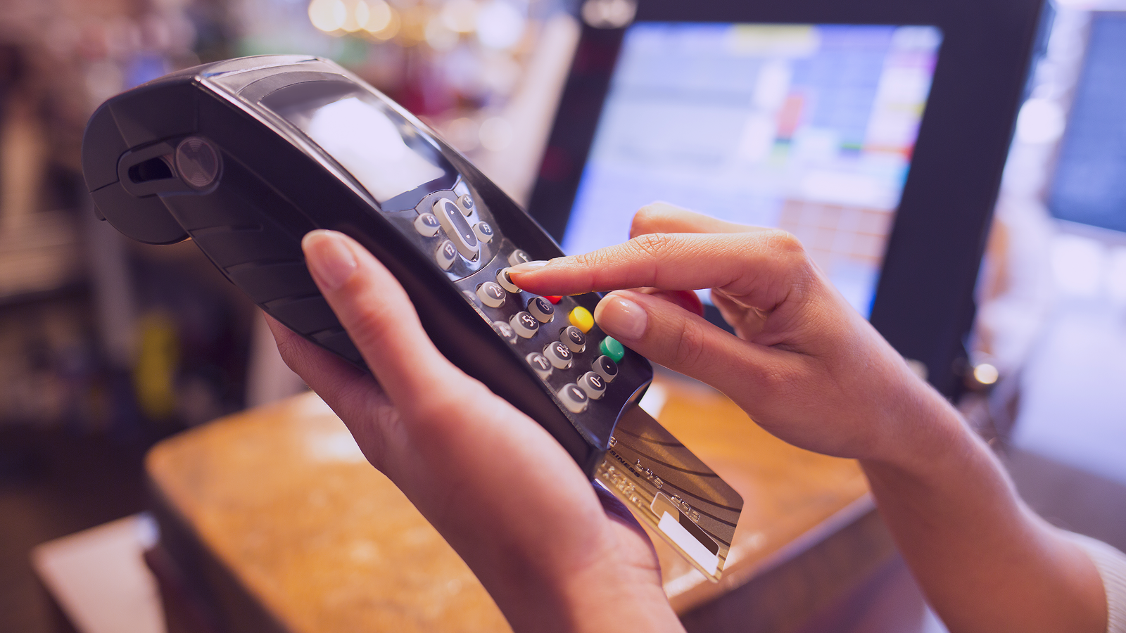 BAE22137 RC msft fsi customer testimonial 1600x900 FINAL